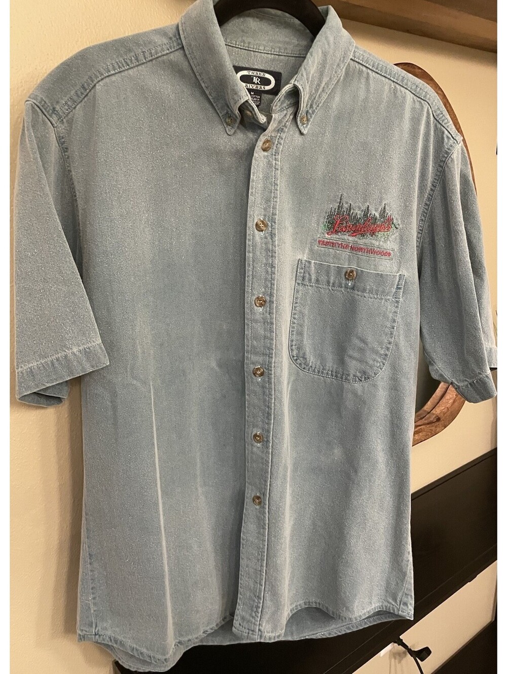 Vintage Leinenkugel’s Beer Three Rivers Denim Button Down Shirt Size Medium